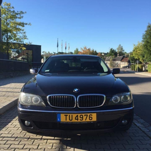 BMW 730